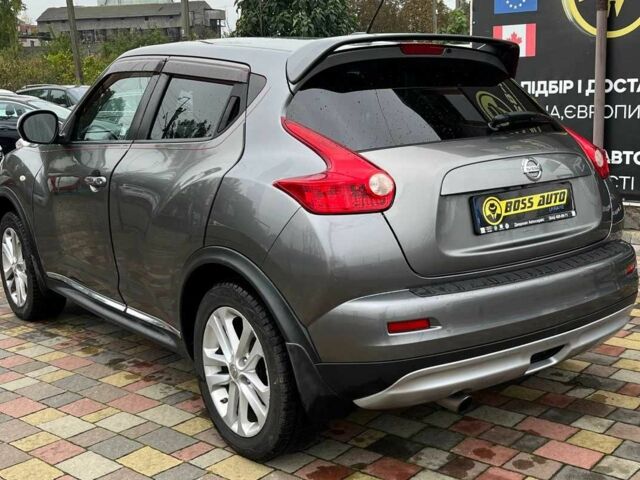 Серый Ниссан Жук, объемом двигателя 1.6 л и пробегом 154 тыс. км за 10000 $, фото 4 на Automoto.ua