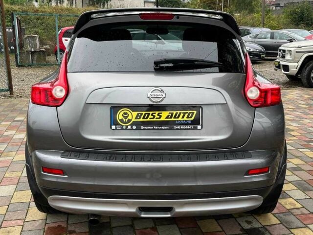 Серый Ниссан Жук, объемом двигателя 1.6 л и пробегом 154 тыс. км за 10000 $, фото 5 на Automoto.ua