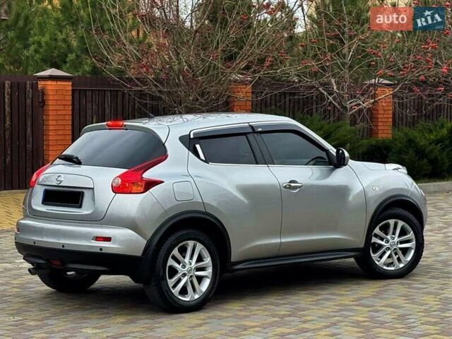 Серый Ниссан Жук, объемом двигателя 1.6 л и пробегом 91 тыс. км за 11900 $, фото 3 на Automoto.ua