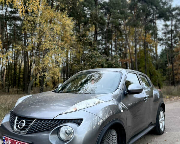 Серый Ниссан Жук, объемом двигателя 1.5 л и пробегом 205 тыс. км за 9700 $, фото 1 на Automoto.ua