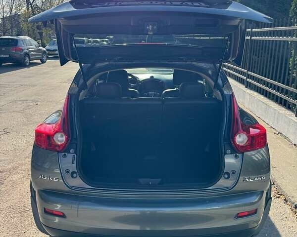 Серый Ниссан Жук, объемом двигателя 1.62 л и пробегом 215 тыс. км за 10300 $, фото 11 на Automoto.ua