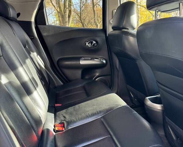 Серый Ниссан Жук, объемом двигателя 1.62 л и пробегом 215 тыс. км за 10300 $, фото 27 на Automoto.ua