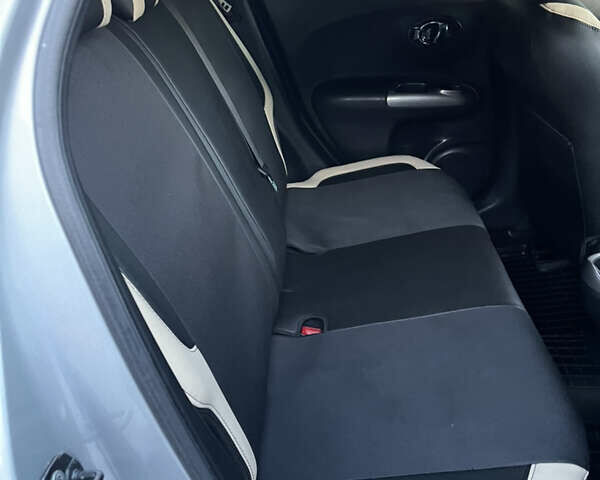 Серый Ниссан Жук, объемом двигателя 1.6 л и пробегом 182 тыс. км за 9300 $, фото 33 на Automoto.ua