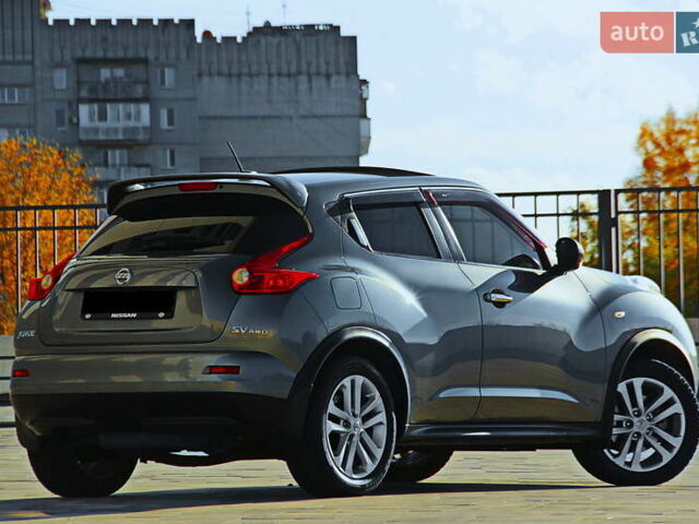 Серый Ниссан Жук, объемом двигателя 1.6 л и пробегом 57 тыс. км за 12300 $, фото 1 на Automoto.ua