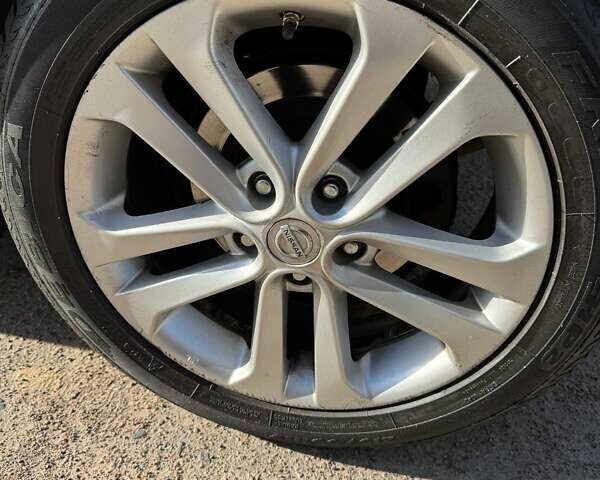 Серый Ниссан Жук, объемом двигателя 1.62 л и пробегом 215 тыс. км за 10300 $, фото 28 на Automoto.ua