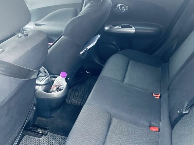 Серый Ниссан Жук, объемом двигателя 1.6 л и пробегом 150 тыс. км за 9400 $, фото 3 на Automoto.ua