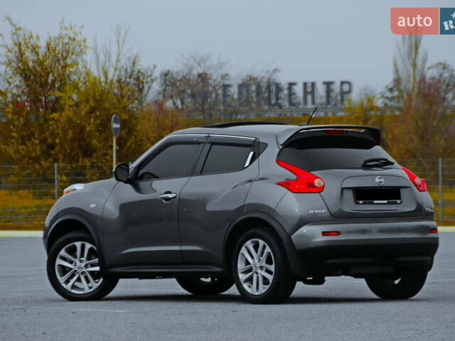 Серый Ниссан Жук, объемом двигателя 1.6 л и пробегом 52 тыс. км за 11700 $, фото 1 на Automoto.ua