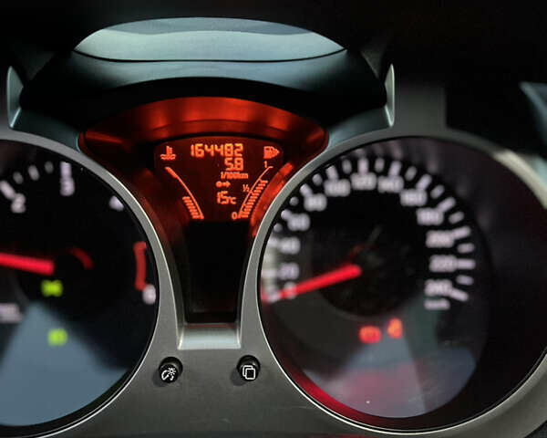 Ниссан Жук 2011 в Днепре (Днепропетровске) на Automoto.ua Серый Ниссан Жук, объемом двигателя 1.5 л и пробегом 157 тыс. км за 10300 $, фото 14 на Automoto.ua
