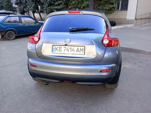 Серый Ниссан Жук, объемом двигателя 1.6 л и пробегом 106 тыс. км за 12300 $, фото 4 на Automoto.ua