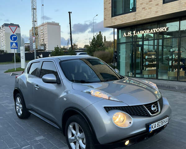 Серый Ниссан Жук, объемом двигателя 1.6 л и пробегом 182 тыс. км за 9300 $, фото 16 на Automoto.ua