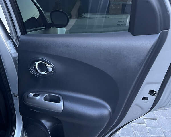 Серый Ниссан Жук, объемом двигателя 1.6 л и пробегом 182 тыс. км за 9300 $, фото 22 на Automoto.ua