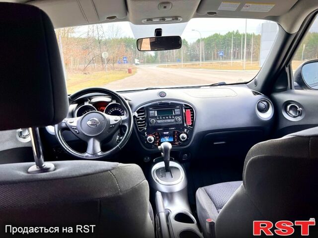 Серый Ниссан Жук, объемом двигателя 1.6 л и пробегом 105 тыс. км за 9999 $, фото 8 на Automoto.ua