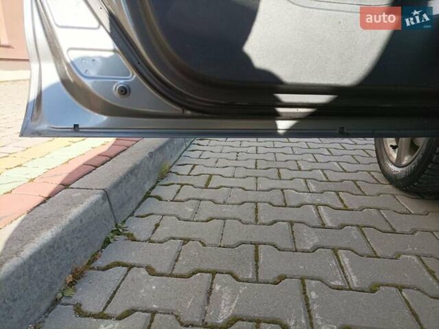 Серый Ниссан Жук, объемом двигателя 1.6 л и пробегом 122 тыс. км за 7600 $, фото 10 на Automoto.ua