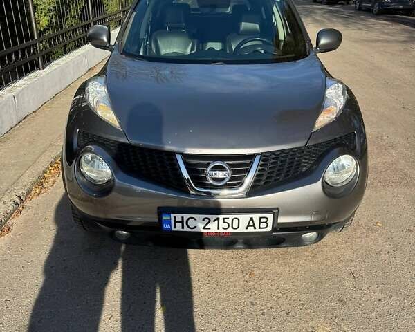 Серый Ниссан Жук, объемом двигателя 1.62 л и пробегом 215 тыс. км за 10300 $, фото 2 на Automoto.ua