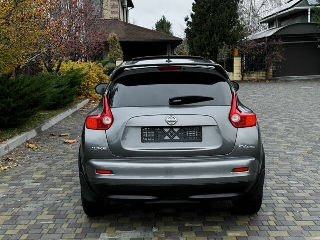 Серый Ниссан Жук, объемом двигателя 1.6 л и пробегом 57 тыс. км за 11300 $, фото 5 на Automoto.ua