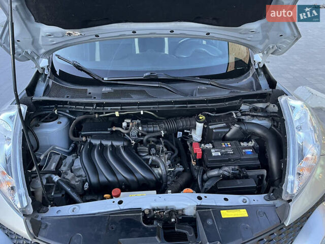 Серый Ниссан Жук, объемом двигателя 1.6 л и пробегом 182 тыс. км за 9300 $, фото 35 на Automoto.ua