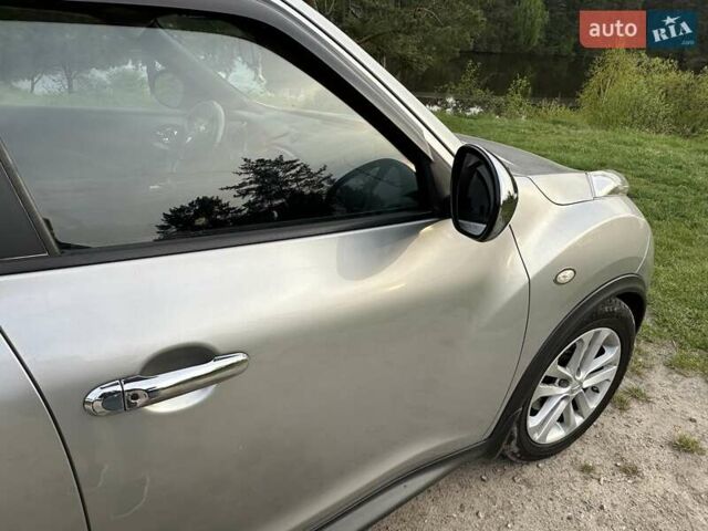 Серый Ниссан Жук, объемом двигателя 1.6 л и пробегом 99 тыс. км за 9650 $, фото 11 на Automoto.ua