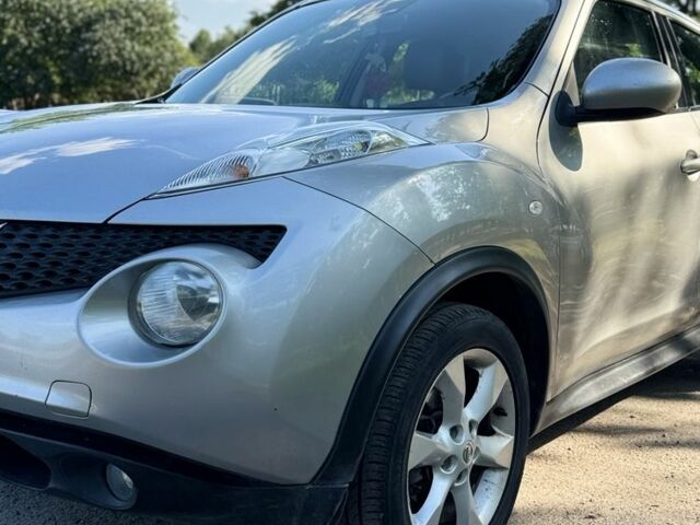 Серый Ниссан Жук, объемом двигателя 1.5 л и пробегом 245 тыс. км за 8700 $, фото 3 на Automoto.ua