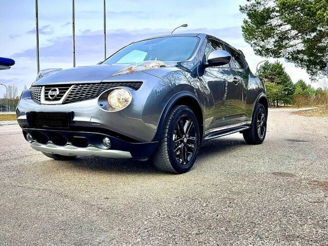 Серый Ниссан Жук, объемом двигателя 1.6 л и пробегом 105 тыс. км за 9999 $, фото 1 на Automoto.ua