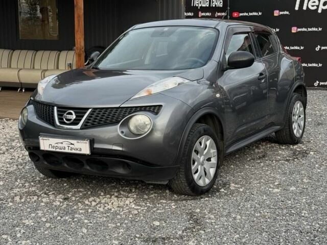 Серый Ниссан Жук, объемом двигателя 1.6 л и пробегом 139 тыс. км за 8500 $, фото 2 на Automoto.ua