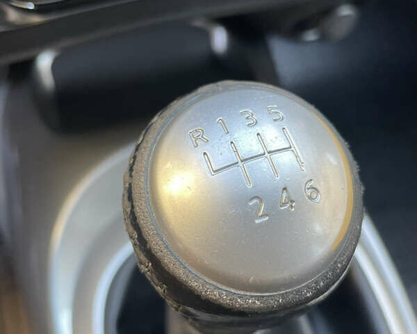 Ніссан Жук 2012 у Луцьку на Automoto.ua Сірий Ніссан Жук, об'ємом двигуна 1.5 л та пробігом 261 тис. км за 9200 $, фото 12 на Automoto.ua
