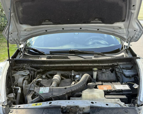 Сірий Ніссан Жук, об'ємом двигуна 1.5 л та пробігом 188 тис. км за 8300 $, фото 6 на Automoto.ua