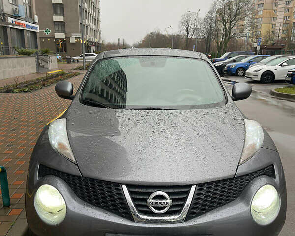 Серый Ниссан Жук, объемом двигателя 1.6 л и пробегом 147 тыс. км за 8600 $, фото 2 на Automoto.ua