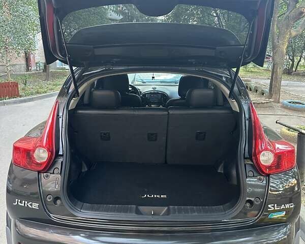 Серый Ниссан Жук, объемом двигателя 1.6 л и пробегом 159 тыс. км за 9700 $, фото 7 на Automoto.ua