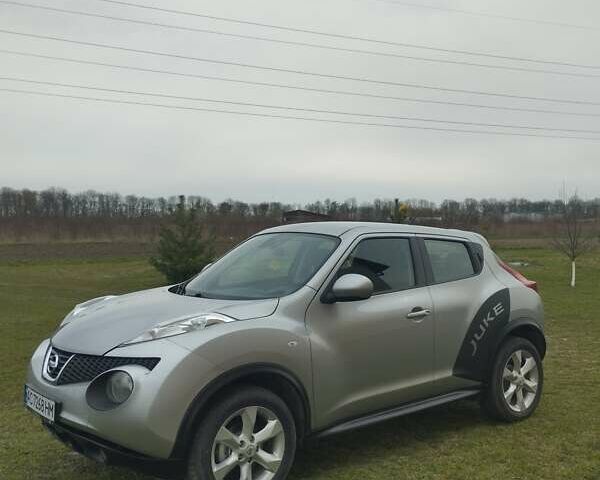 Ниссан Жук 2012 в Луцке на Automoto.ua Серый Ниссан Жук, объемом двигателя 1.5 л и пробегом 227 тыс. км за 10500 $, фото 1 на Automoto.ua