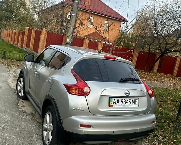 Сірий Ніссан Жук, об'ємом двигуна 1.6 л та пробігом 89 тис. км за 10900 $, фото 2 на Automoto.ua