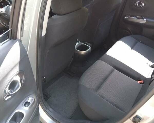 Сірий Ніссан Жук, об'ємом двигуна 1.6 л та пробігом 95 тис. км за 10600 $, фото 19 на Automoto.ua