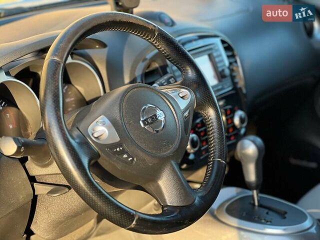 Серый Ниссан Жук, объемом двигателя 1.62 л и пробегом 145 тыс. км за 9999 $, фото 14 на Automoto.ua
