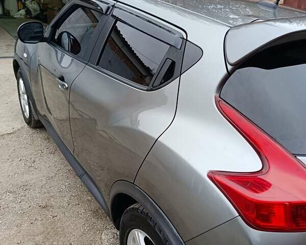 Серый Ниссан Жук, объемом двигателя 1.62 л и пробегом 101 тыс. км за 10500 $, фото 5 на Automoto.ua