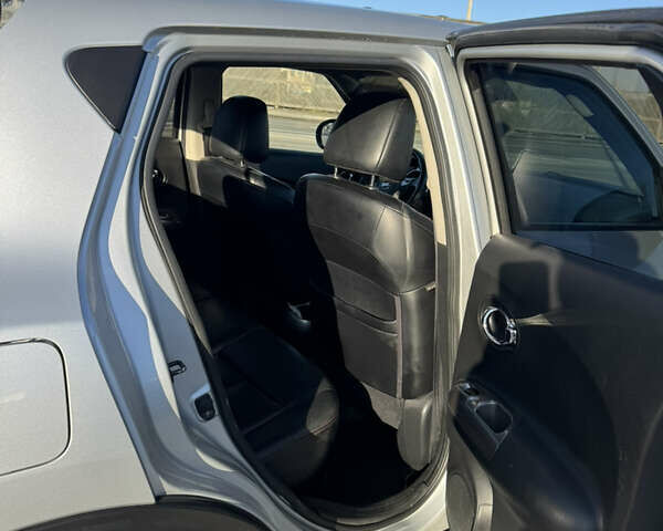 Серый Ниссан Жук, объемом двигателя 1.6 л и пробегом 112 тыс. км за 9500 $, фото 22 на Automoto.ua