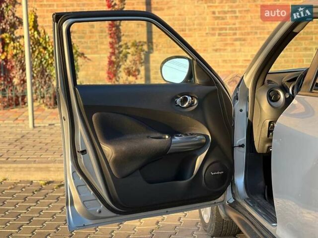 Серый Ниссан Жук, объемом двигателя 1.62 л и пробегом 145 тыс. км за 9999 $, фото 12 на Automoto.ua