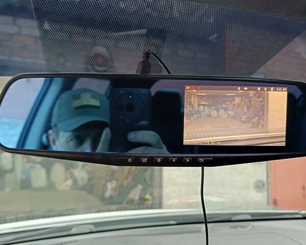 Серый Ниссан Жук, объемом двигателя 1.62 л и пробегом 101 тыс. км за 10500 $, фото 18 на Automoto.ua