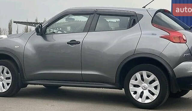 Серый Ниссан Жук, объемом двигателя 1.6 л и пробегом 139 тыс. км за 9350 $, фото 3 на Automoto.ua