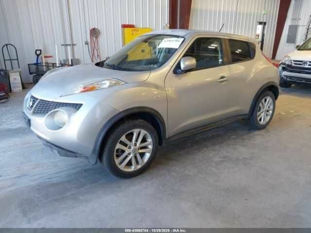 Сірий Ніссан Жук, об'ємом двигуна 1.6 л та пробігом 142 тис. км за 1500 $, фото 3 на Automoto.ua