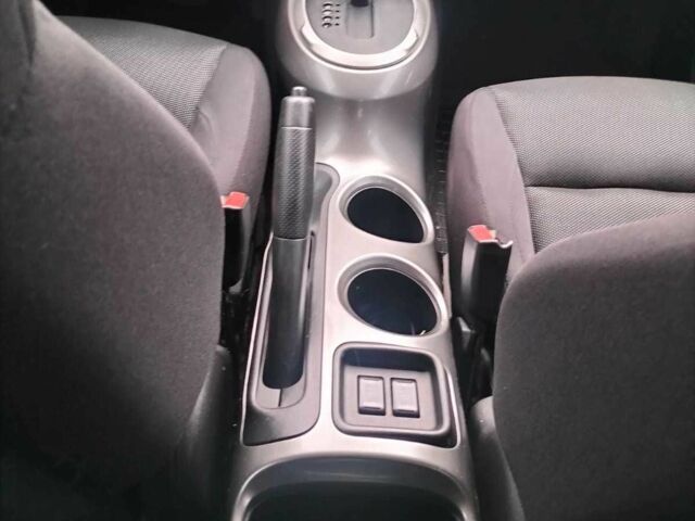 Сірий Ніссан Жук, об'ємом двигуна 1.6 л та пробігом 148 тис. км за 11711 $, фото 7 на Automoto.ua