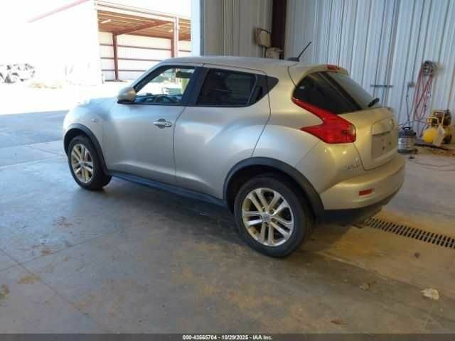 Сірий Ніссан Жук, об'ємом двигуна 1.6 л та пробігом 142 тис. км за 1500 $, фото 2 на Automoto.ua