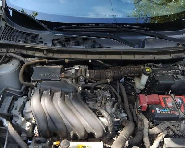 Сірий Ніссан Жук, об'ємом двигуна 1.6 л та пробігом 95 тис. км за 10600 $, фото 20 на Automoto.ua