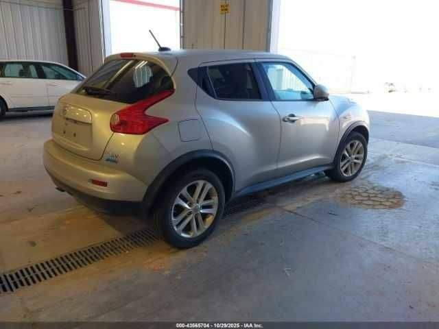 Сірий Ніссан Жук, об'ємом двигуна 1.6 л та пробігом 142 тис. км за 1500 $, фото 1 на Automoto.ua