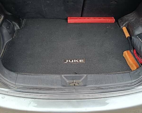 Серый Ниссан Жук, объемом двигателя 1.62 л и пробегом 101 тыс. км за 10500 $, фото 16 на Automoto.ua