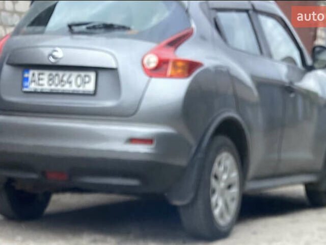 Серый Ниссан Жук, объемом двигателя 1.6 л и пробегом 139 тыс. км за 9350 $, фото 11 на Automoto.ua