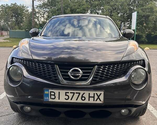 Серый Ниссан Жук, объемом двигателя 1.6 л и пробегом 159 тыс. км за 9700 $, фото 2 на Automoto.ua