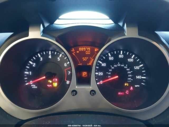 Сірий Ніссан Жук, об'ємом двигуна 1.6 л та пробігом 142 тис. км за 1500 $, фото 7 на Automoto.ua