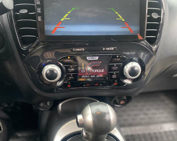 Сірий Ніссан Жук, об'ємом двигуна 1.6 л та пробігом 166 тис. км за 8800 $, фото 23 на Automoto.ua