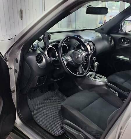 Серый Ниссан Жук, объемом двигателя 1.6 л и пробегом 88 тыс. км за 10000 $, фото 3 на Automoto.ua