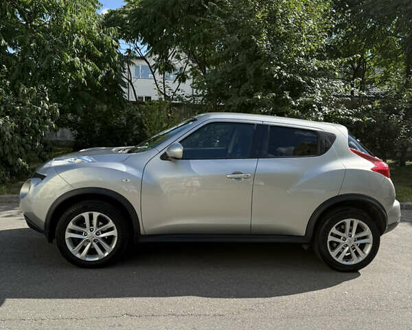 Сірий Ніссан Жук, об'ємом двигуна 1.5 л та пробігом 188 тис. км за 8300 $, фото 2 на Automoto.ua