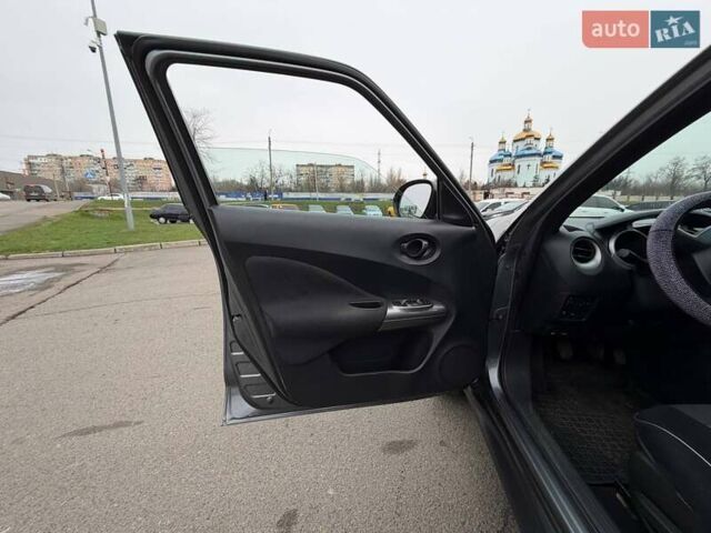 Серый Ниссан Жук, объемом двигателя 1.6 л и пробегом 176 тыс. км за 9800 $, фото 24 на Automoto.ua